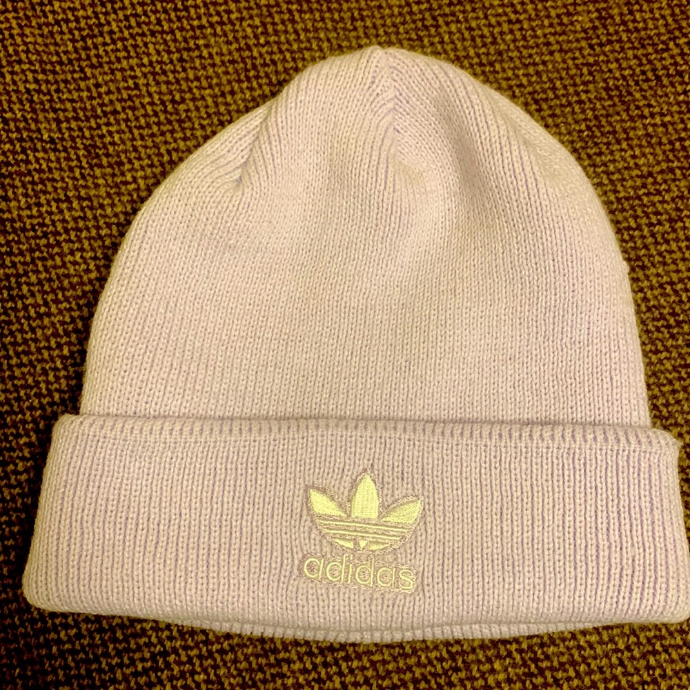 Lilac hat